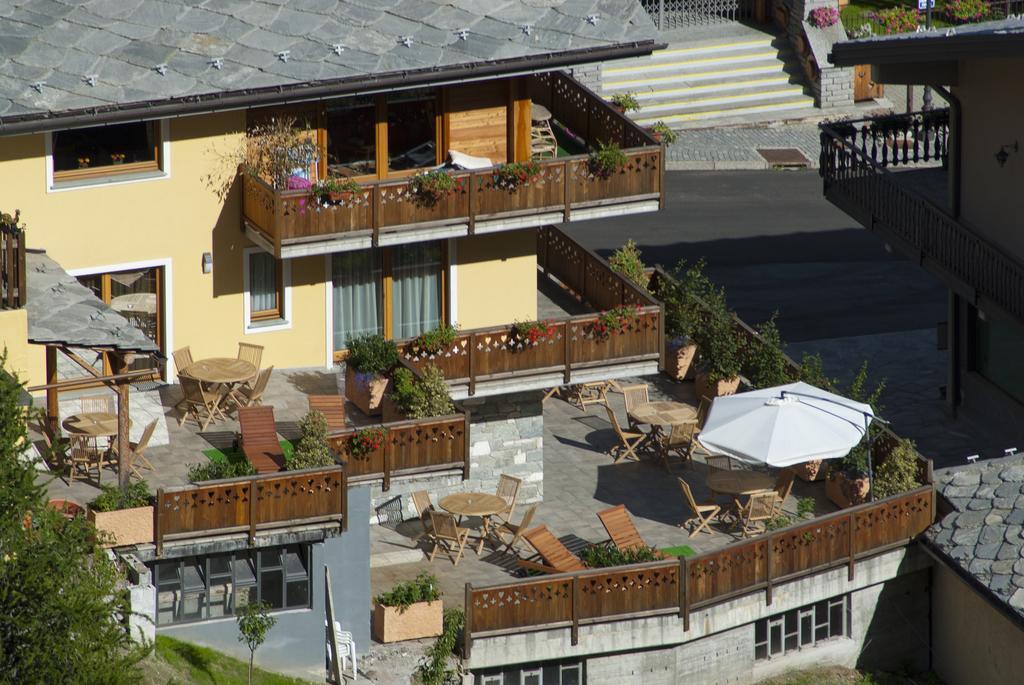 Miramonti Hotel Valtournenche Exterior foto