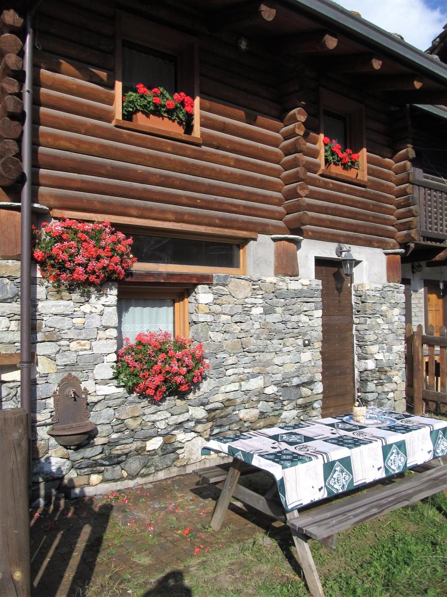 Miramonti Hotel Valtournenche Exterior foto