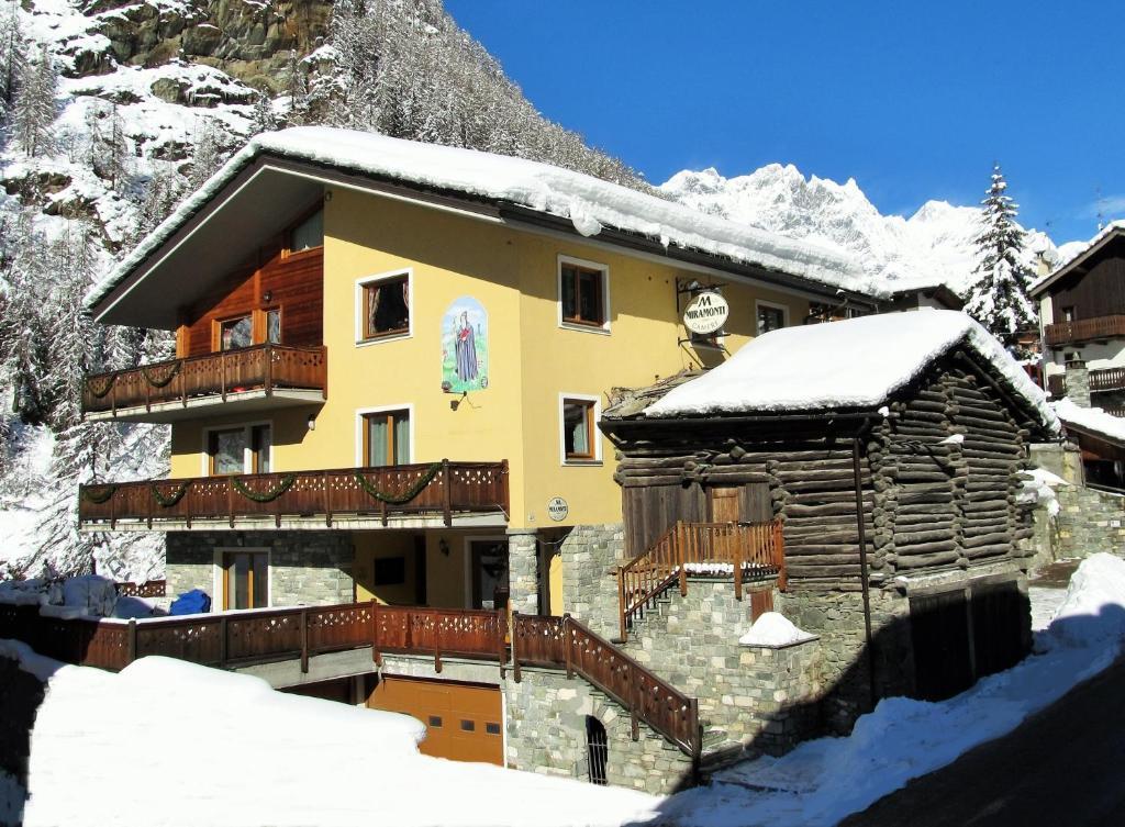 Miramonti Hotel Valtournenche Exterior foto