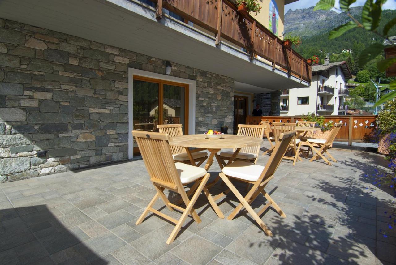 Miramonti Hotel Valtournenche Exterior foto